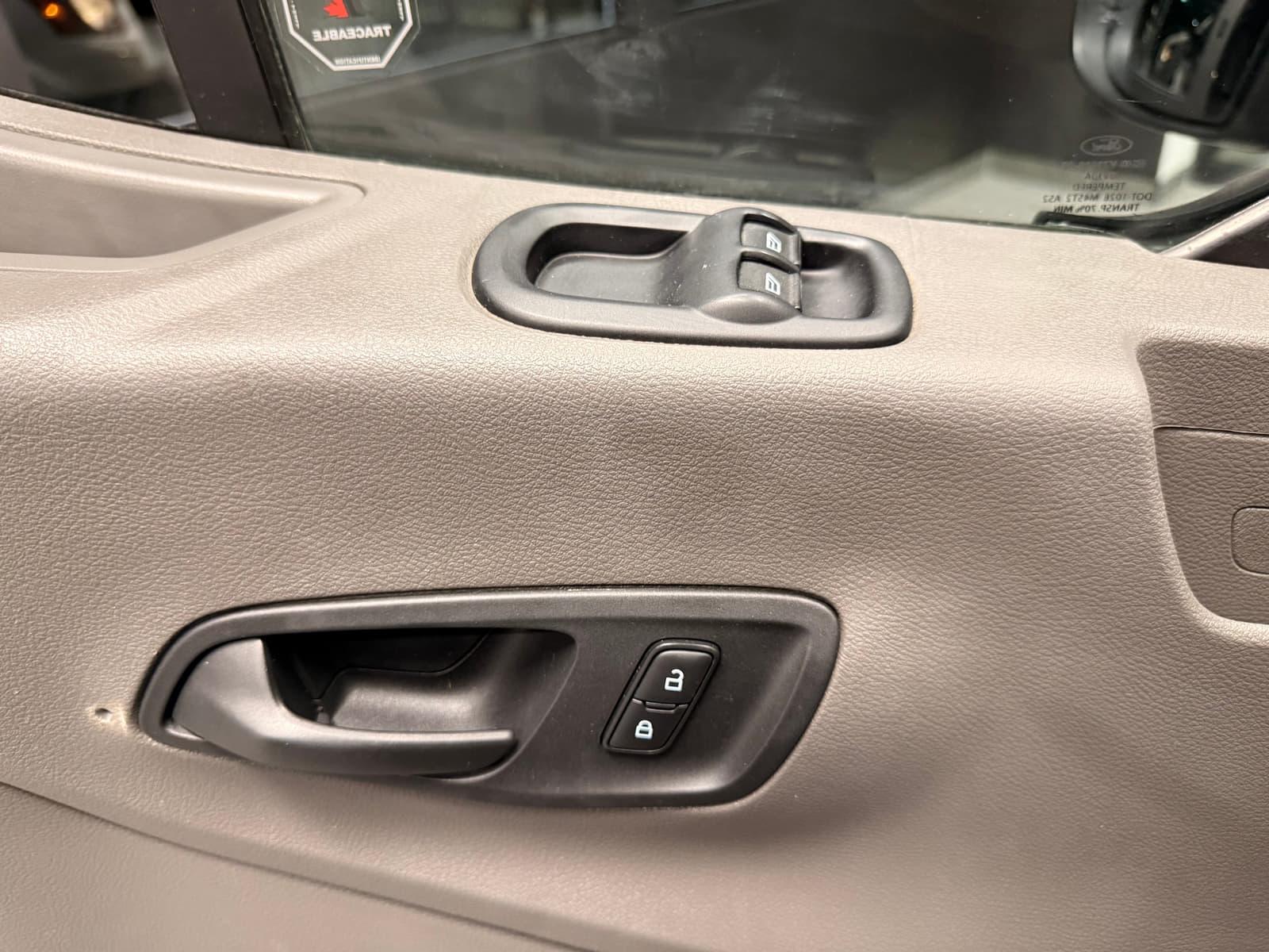 Ford Transit Cargo Van 2020 - Image 21