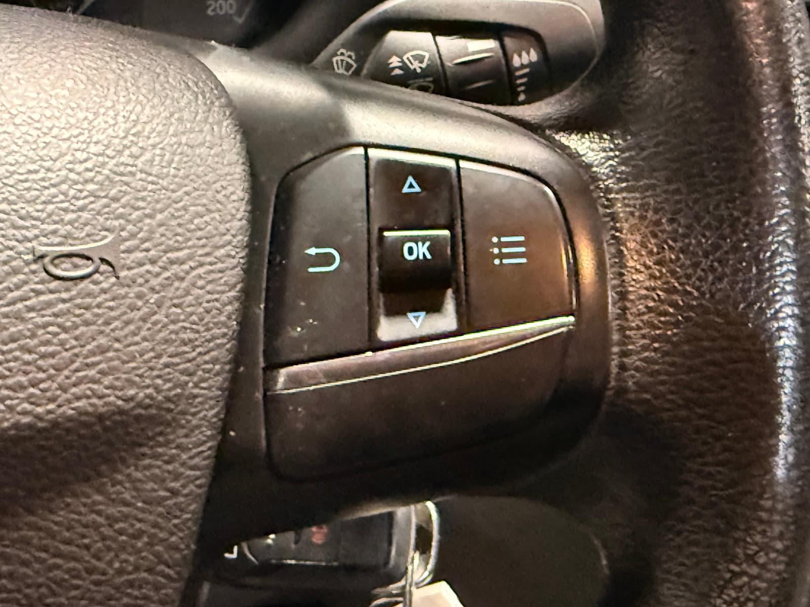 Ford Transit Cargo Van 2020 - Image 25