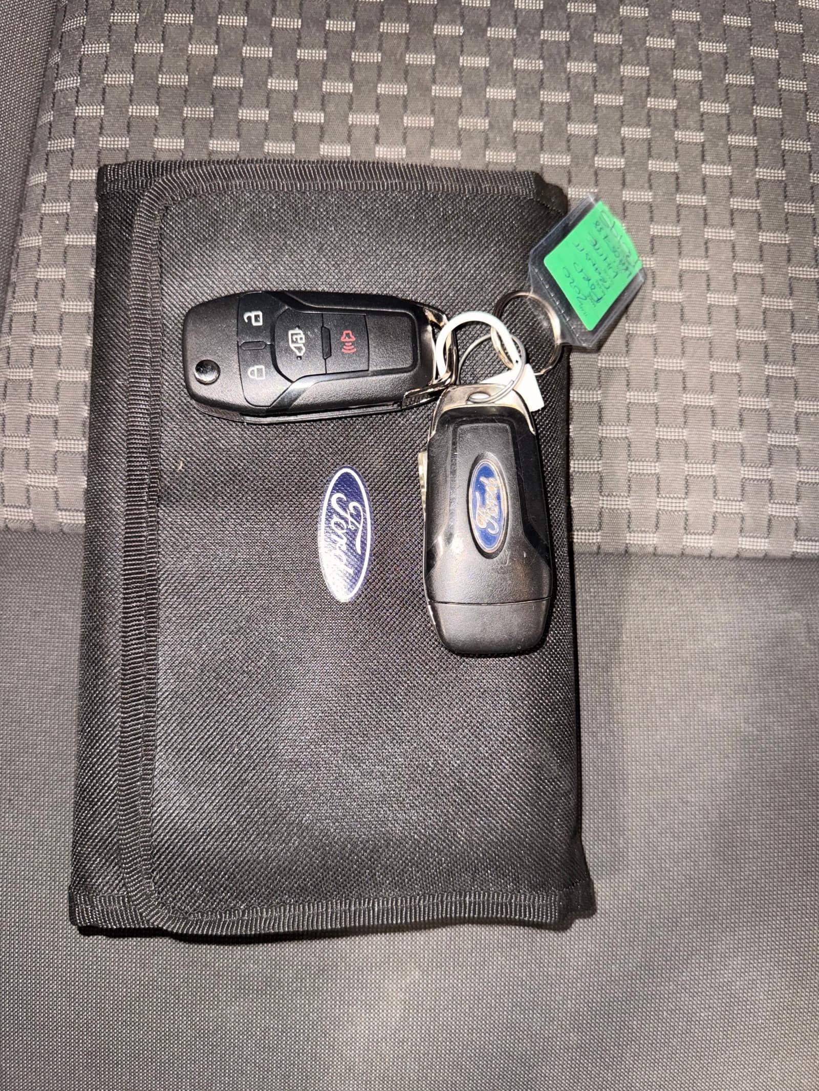 Ford Transit Cargo Van 2020 - Image 28