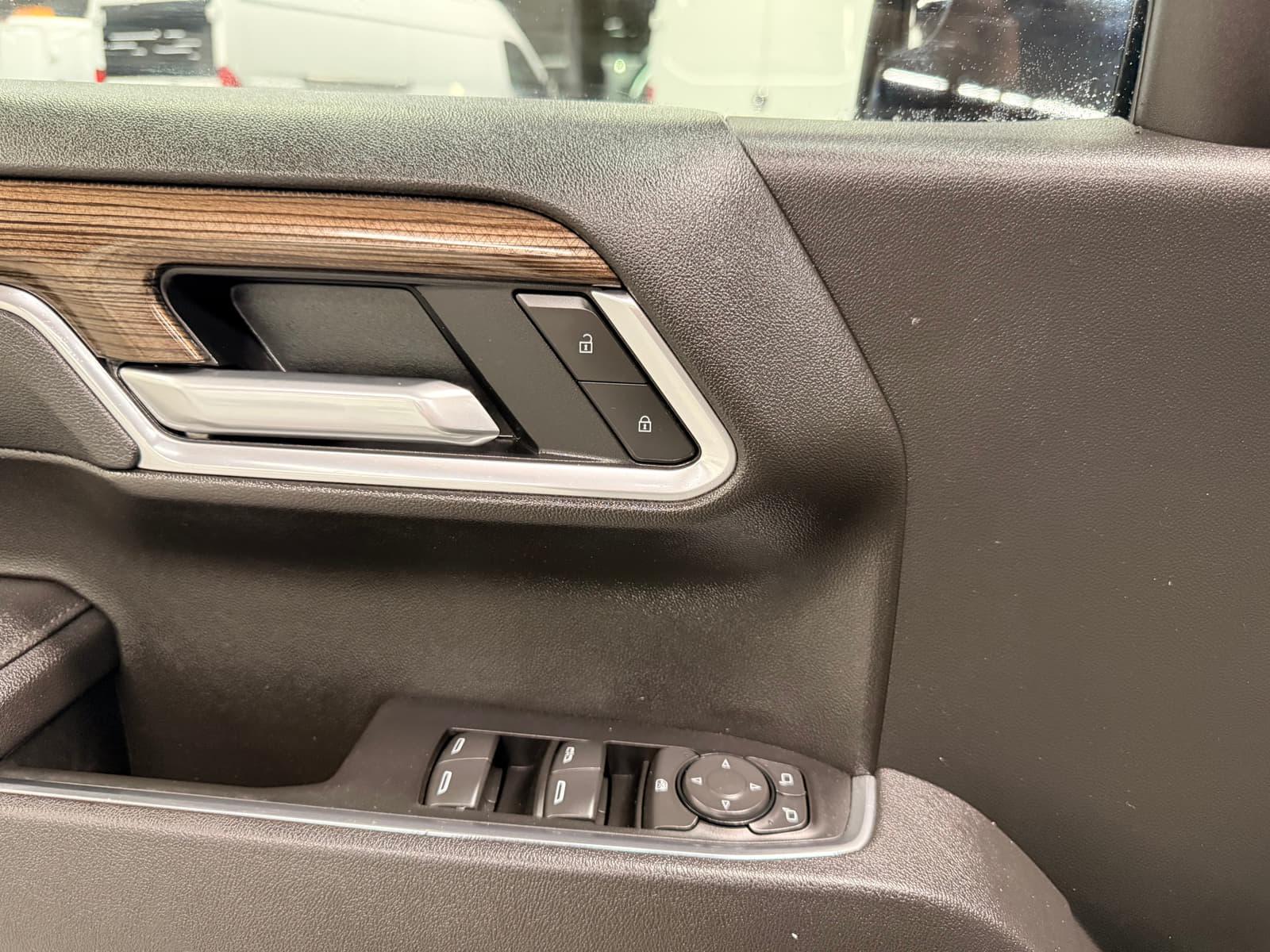 Chevrolet Silverado 1500 2025 - Image 21