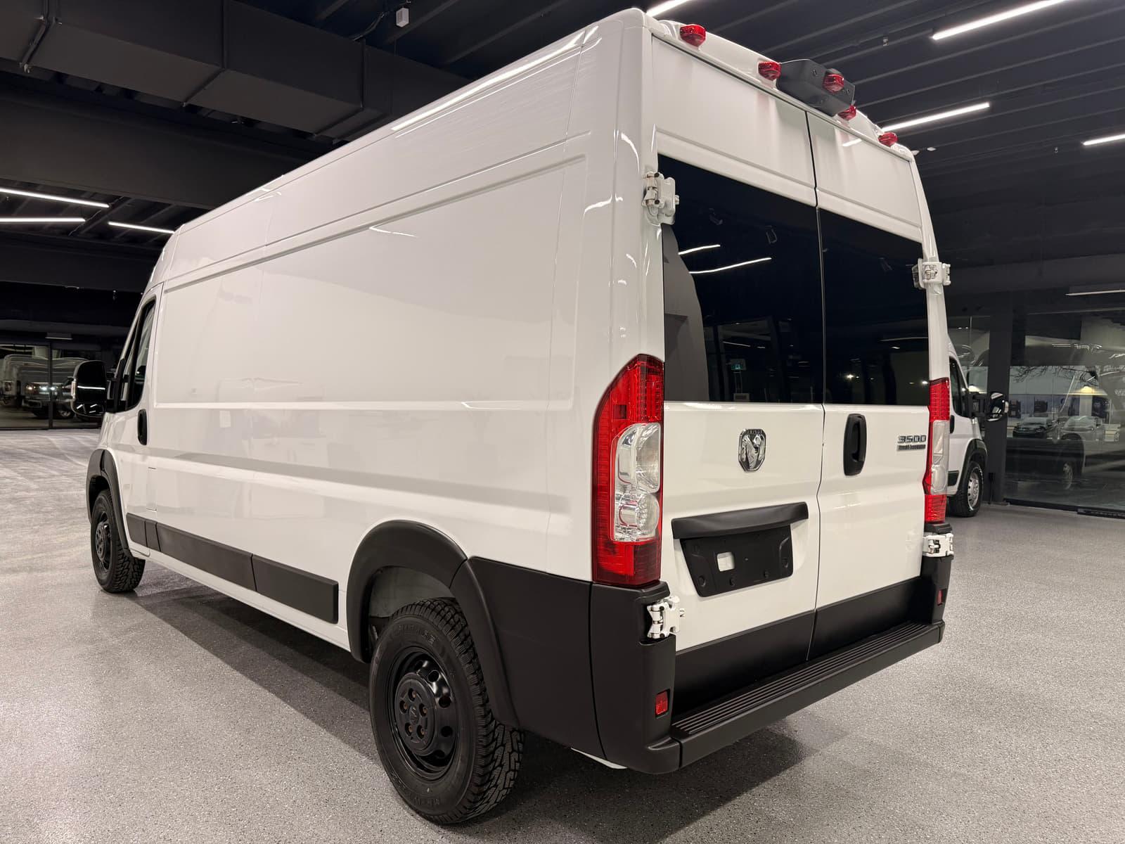 Ram ProMaster Cargo Van 2023 - Image 3