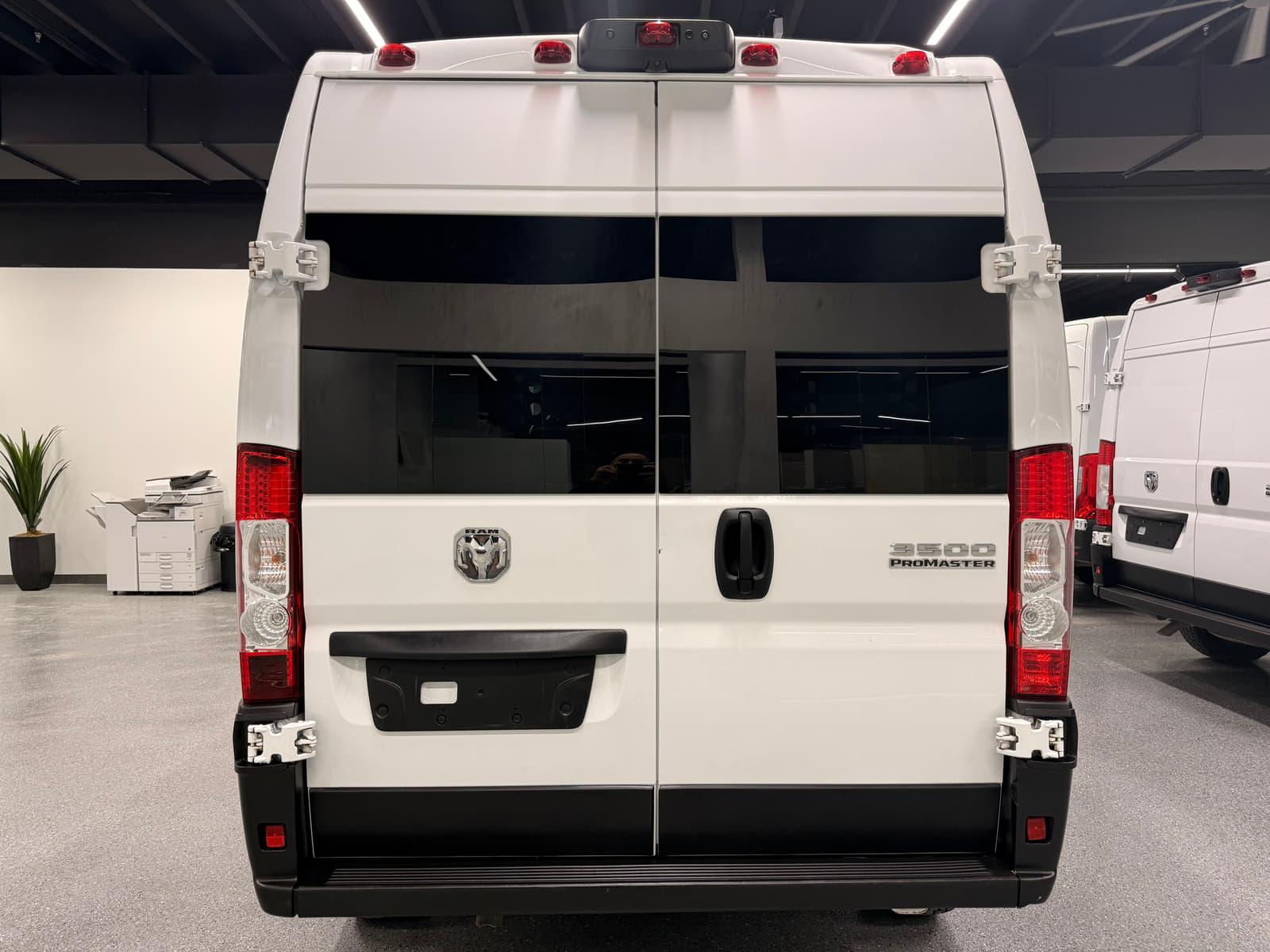 Ram ProMaster Cargo Van 2023 - Image 4
