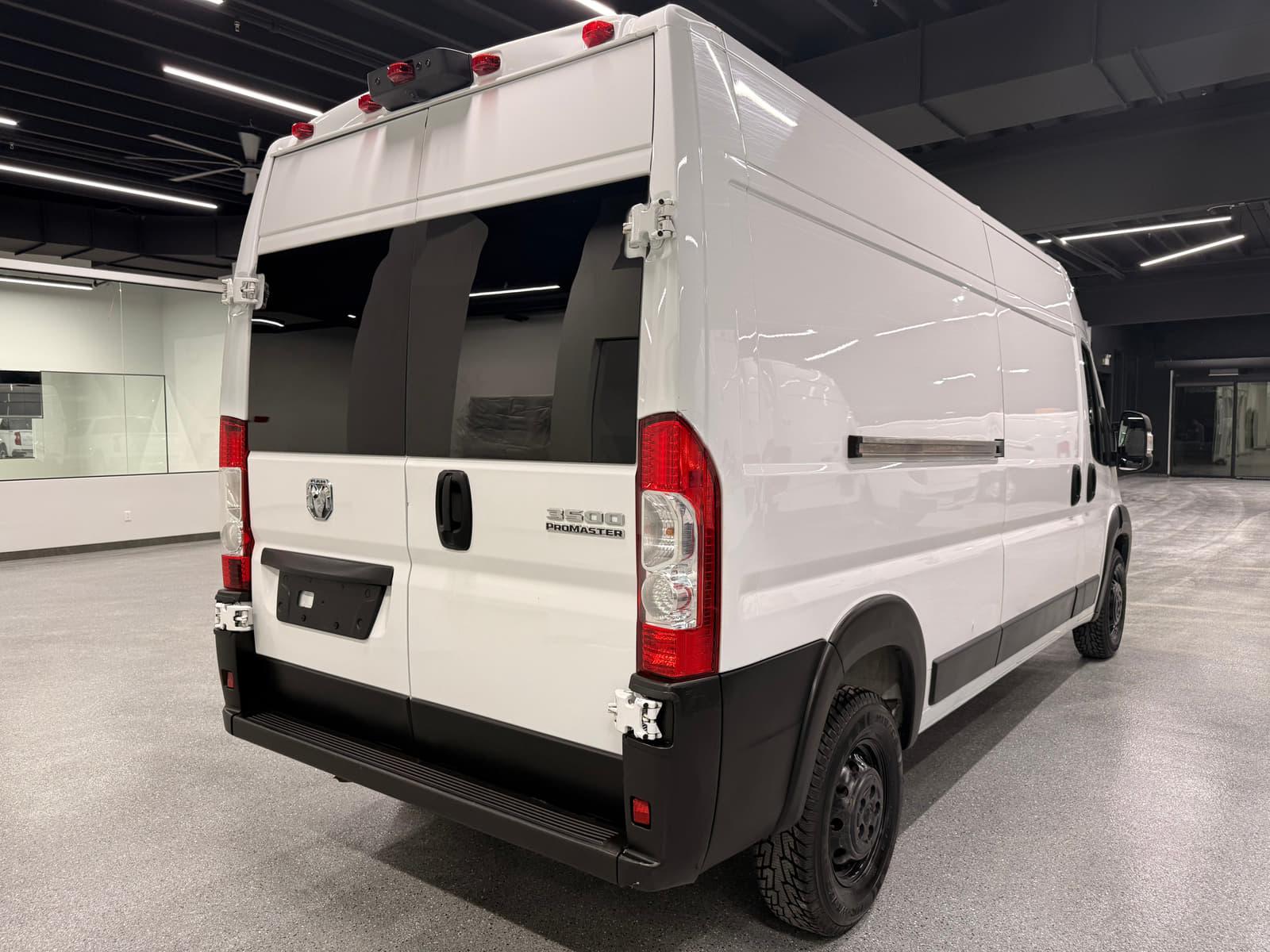 Ram ProMaster Cargo Van 2023 - Image 5