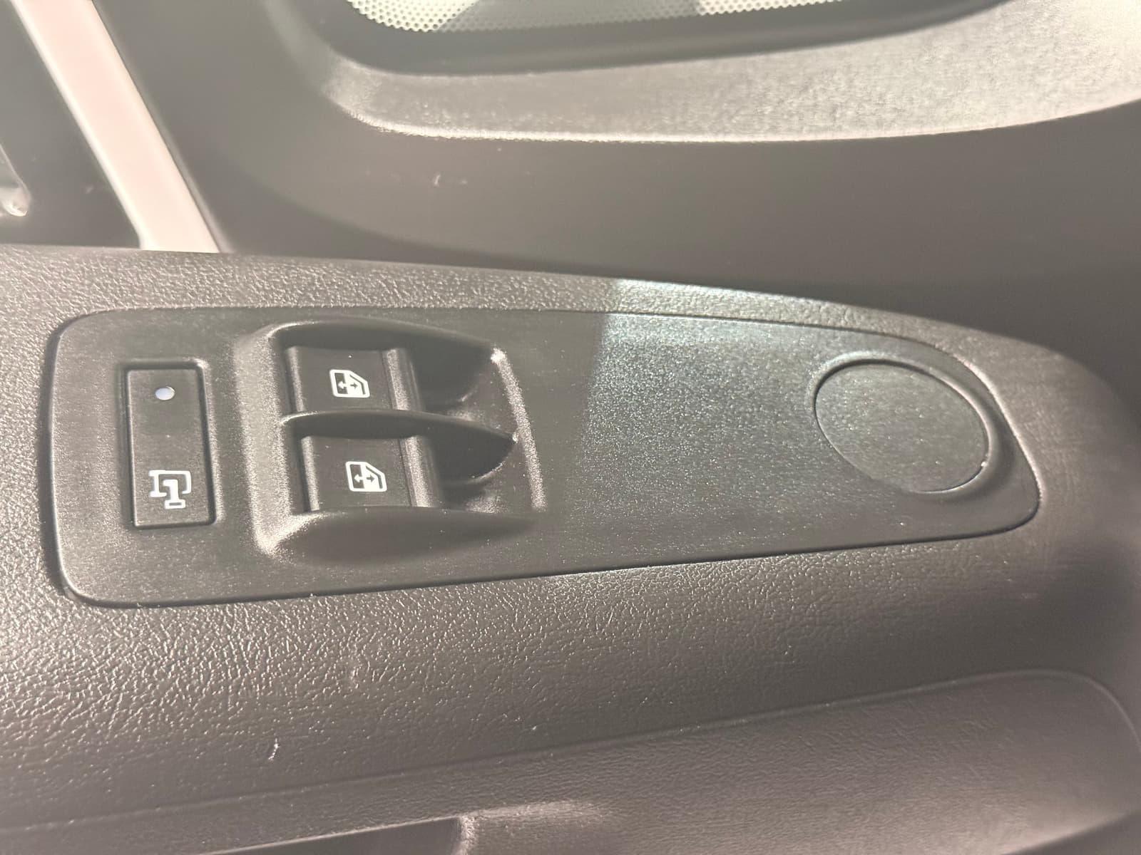 Ram ProMaster Cargo Van 2023 - Image 25