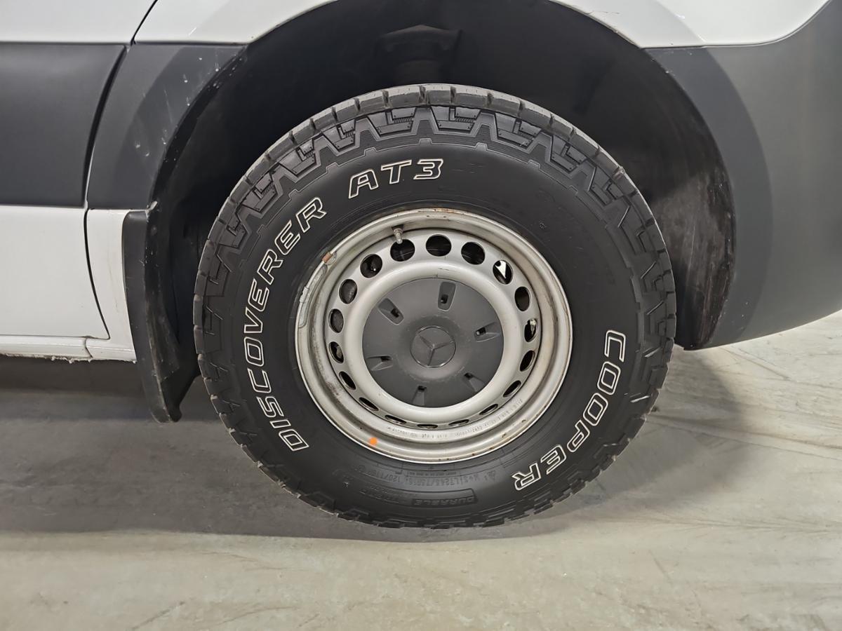 Mercedes-Benz Sprinter Cargo Van 2019 - Image 6