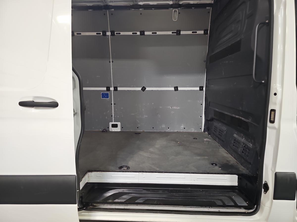 Mercedes-Benz Sprinter Cargo Van 2019 - Image 10