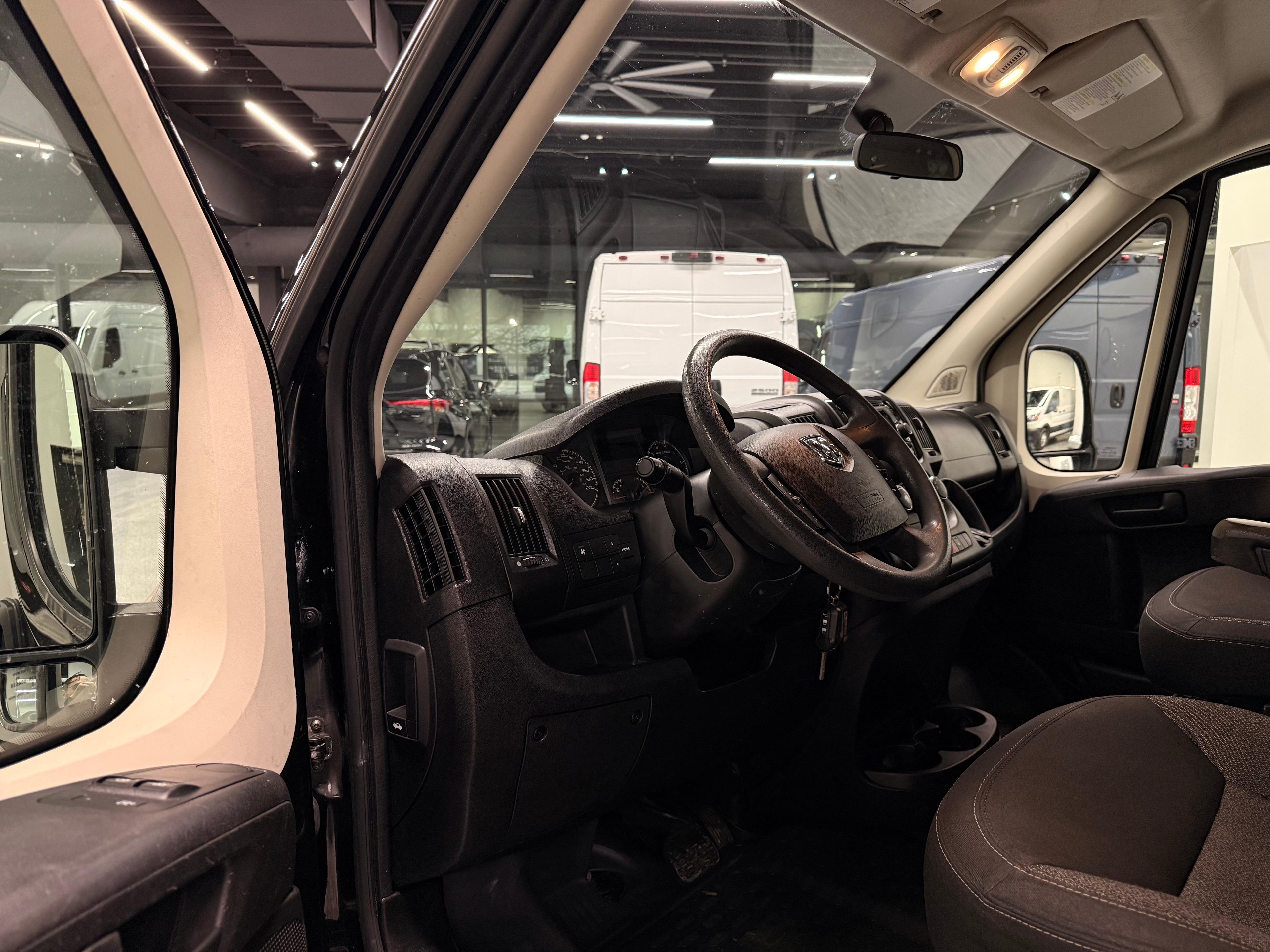 Ram ProMaster Cargo Van 2017 - Image 11