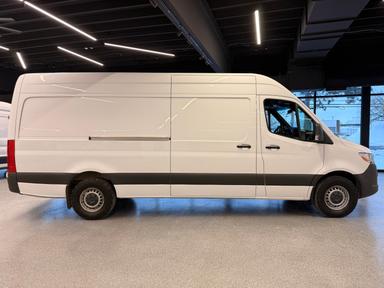 Mercedes-Benz Sprinter Cargo Van 2022 - Thumbnail 6