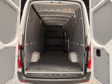Mercedes-Benz Sprinter Cargo Van 2022 - Thumbnail 15
