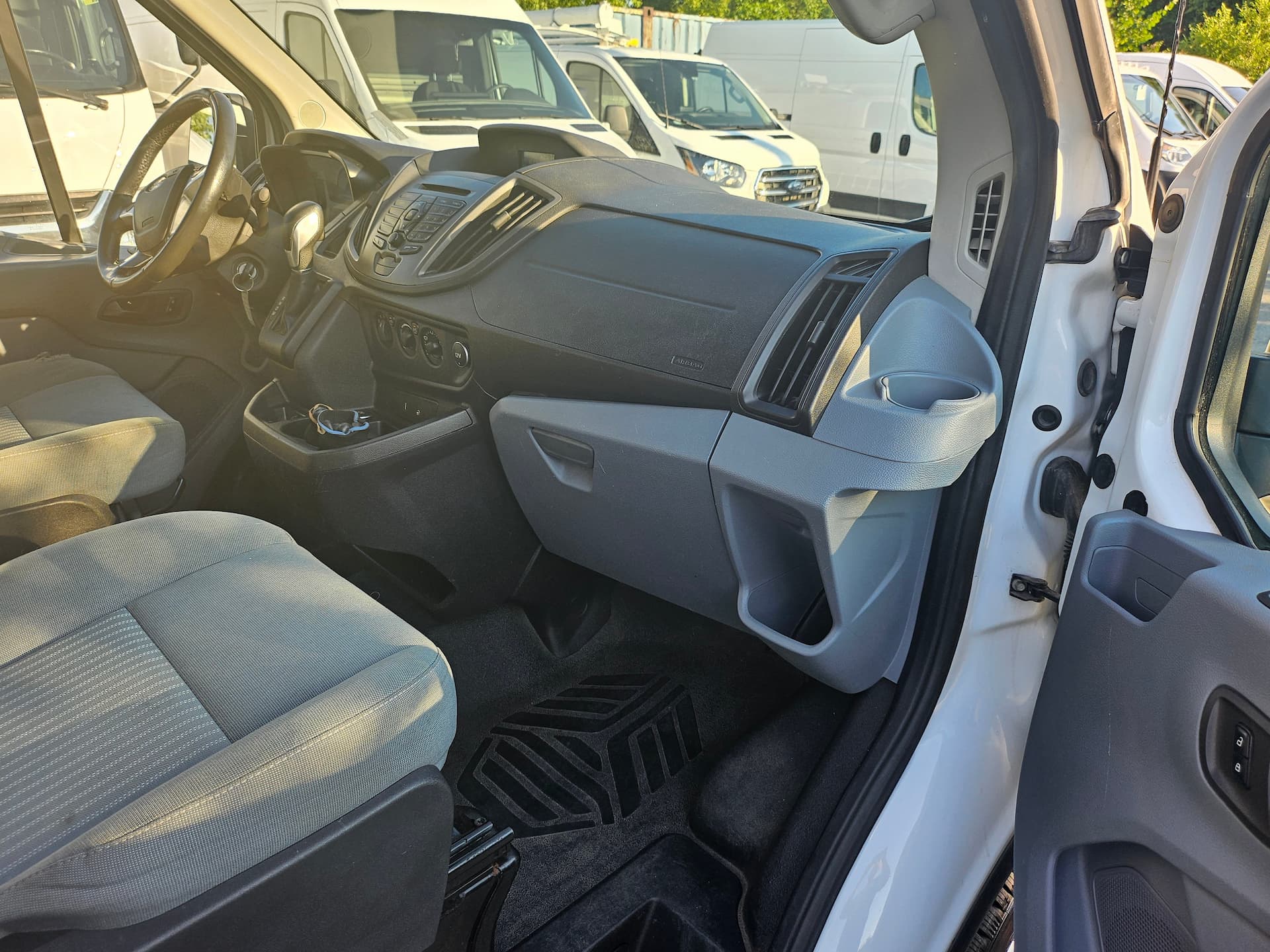 Ford Transit 2016 - Image 12