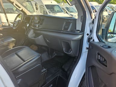 Ford Transit Cargo Van 2022 - Thumbnail 12