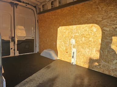 Ford Transit Cargo Van 2022 - Thumbnail 14