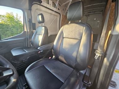 Ford Transit Cargo Van 2022 - Thumbnail 25
