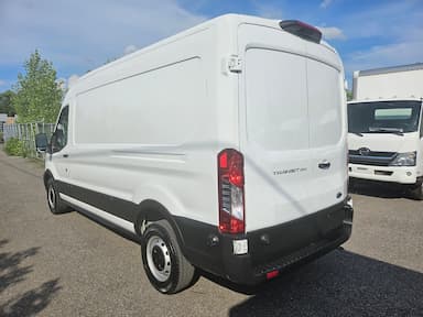 Ford Transit Cargo Van 2024 - Thumbnail 3