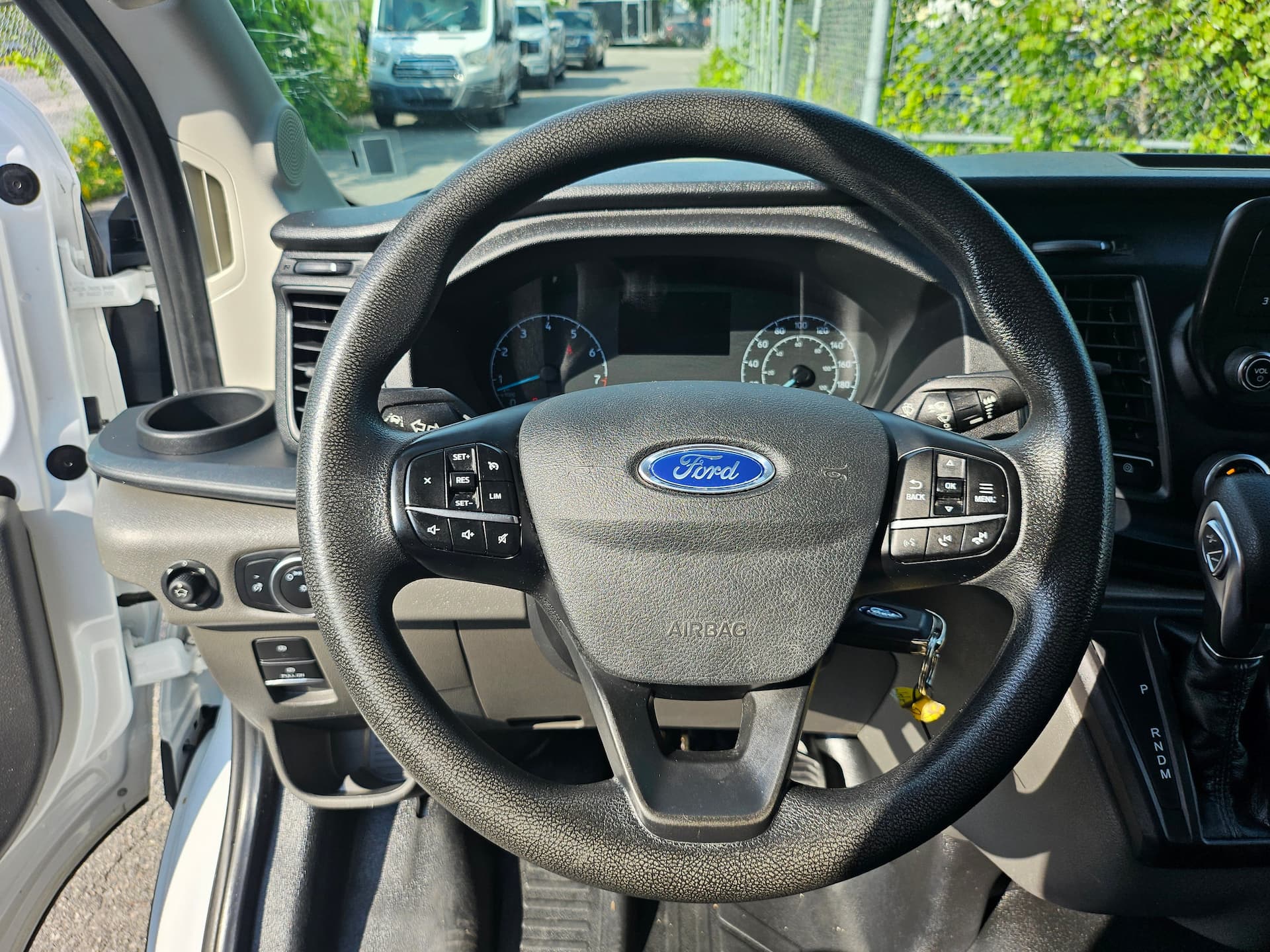 Ford Transit Cargo Van 2024 - Image 16