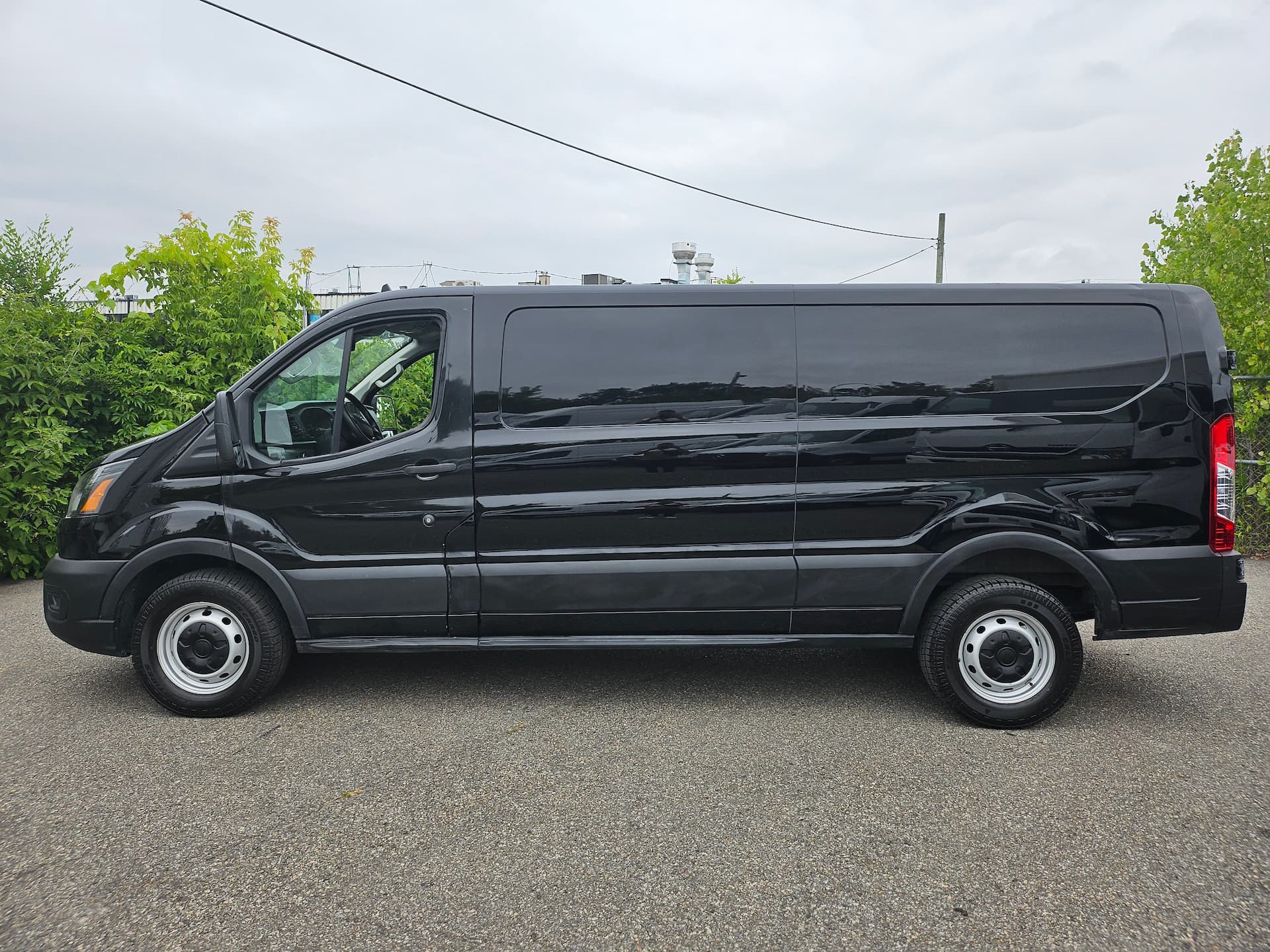 Ford Transit Cargo Van 2023 - Image 2