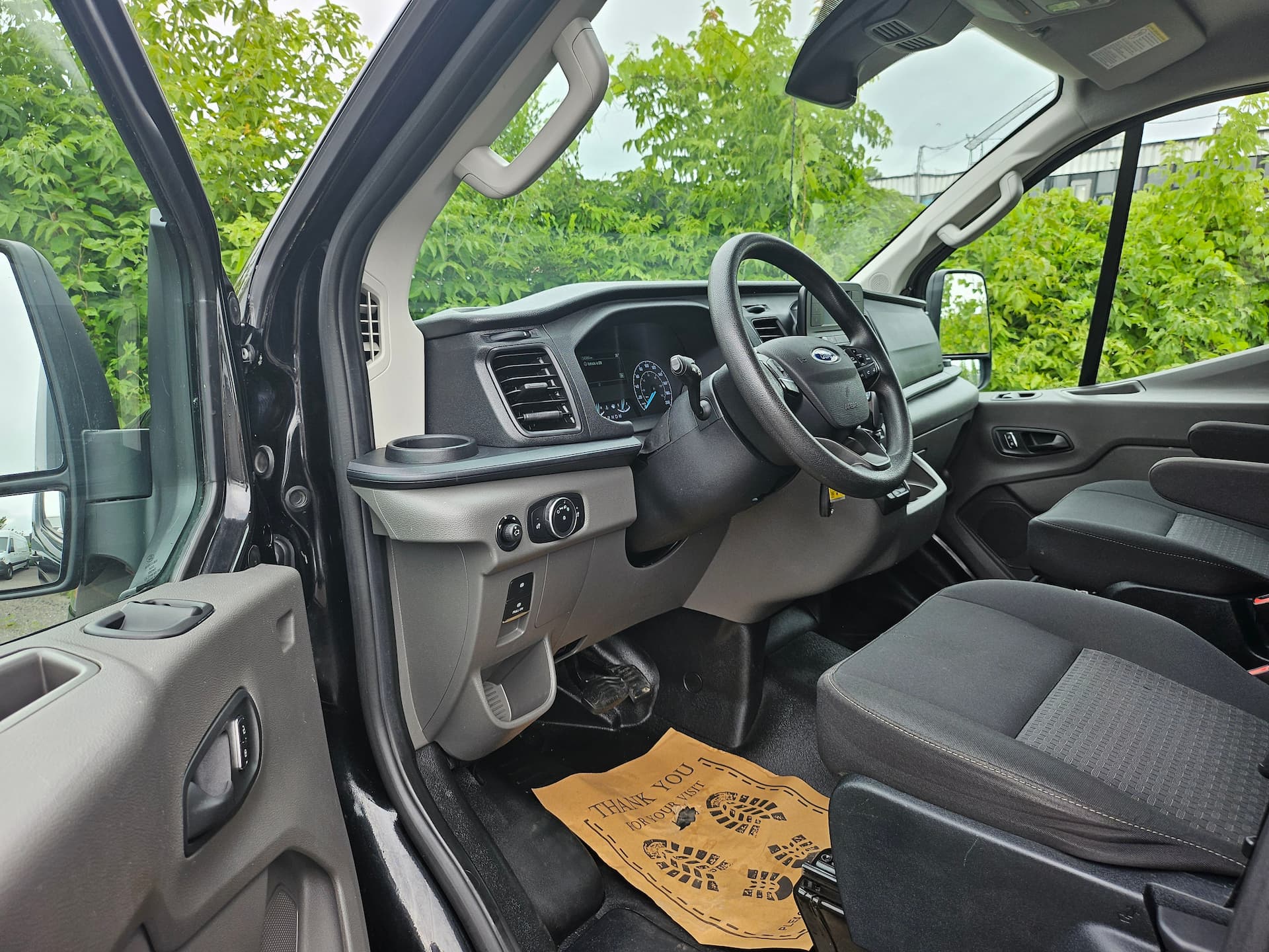 Ford Transit Cargo Van 2023 - Image 11