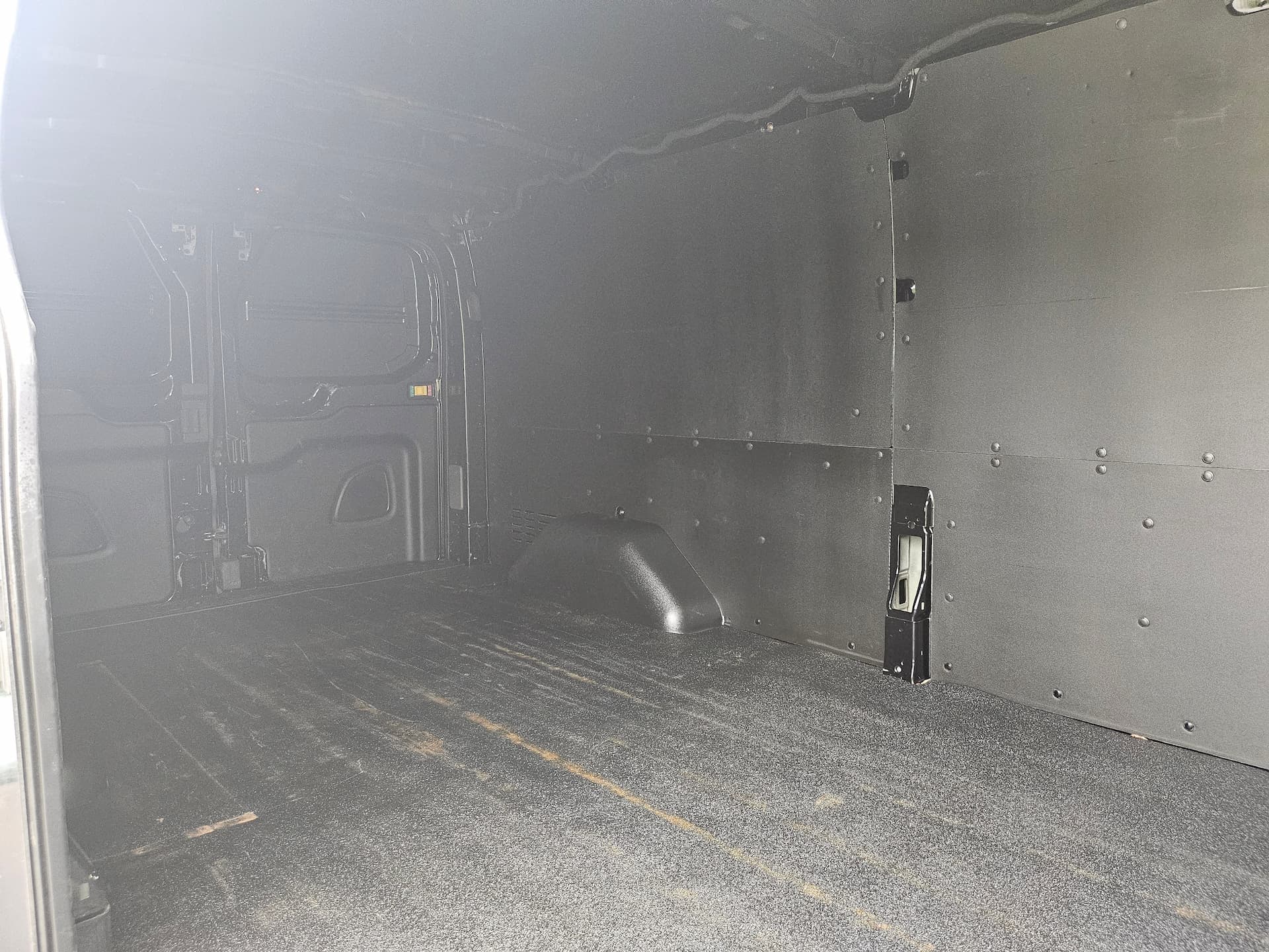 Ford Transit Cargo Van 2023 - Image 14