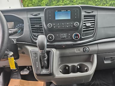 Ford Transit Cargo Van 2023 - Thumbnail 19