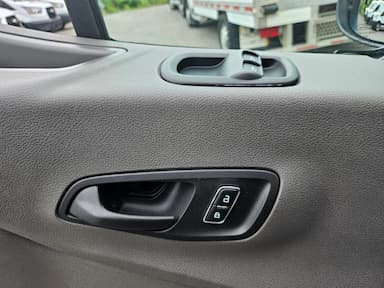 Ford Transit Cargo Van 2023 - Thumbnail 21