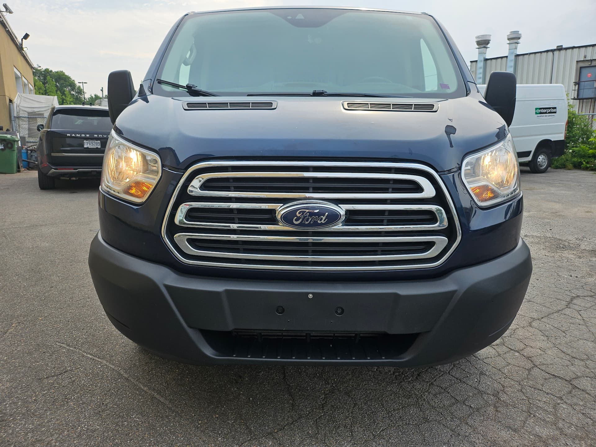 Ford Transit Cargo Van 2018 - Image 9