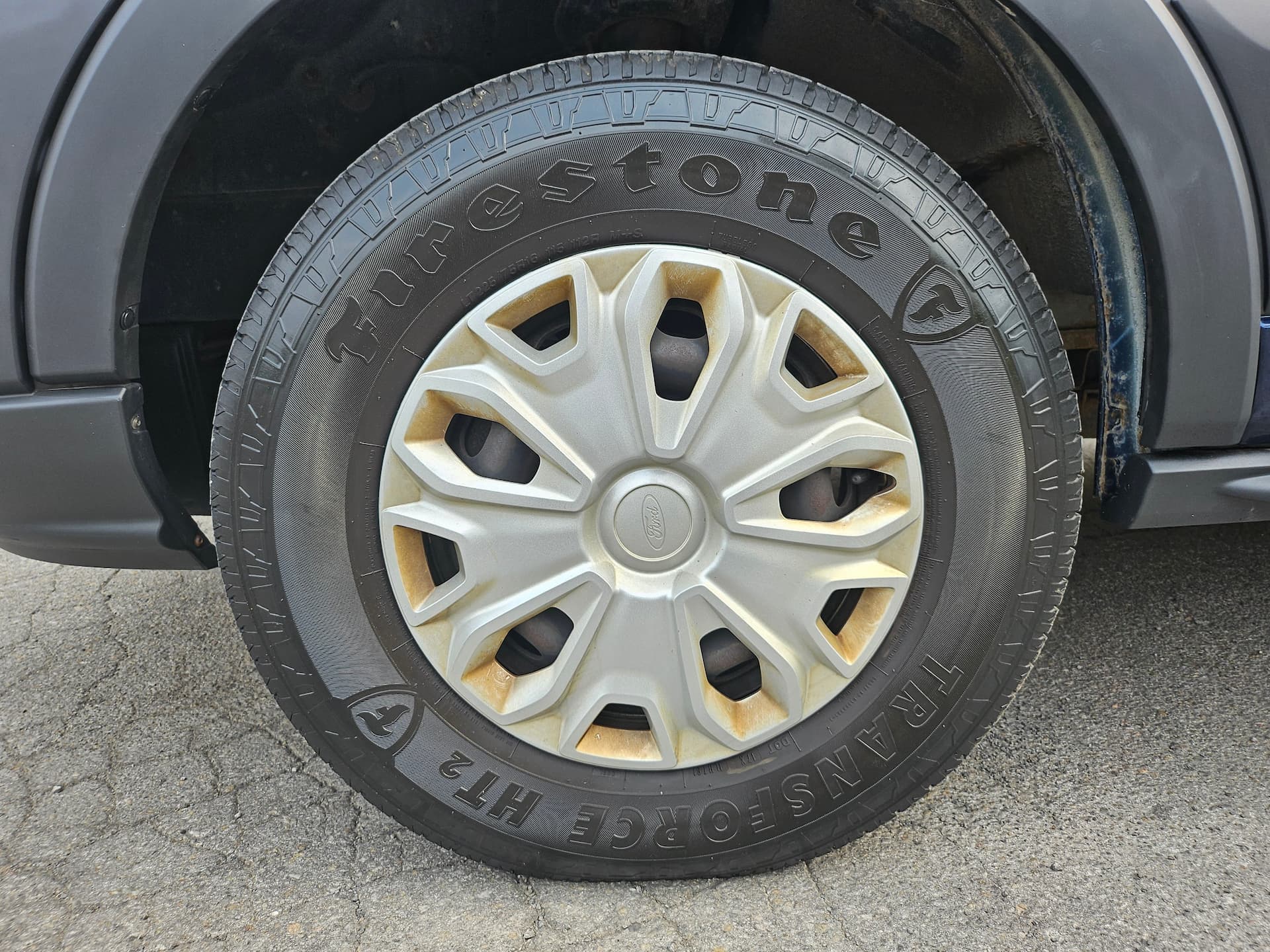 Ford Transit Cargo Van 2018 - Image 10