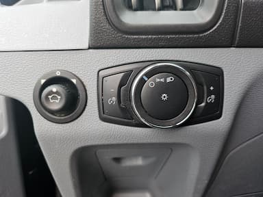 Ford Transit Cargo Van 2018 - Thumbnail 23