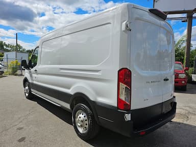 Ford Transit Cargo Van 2022 - Thumbnail 3