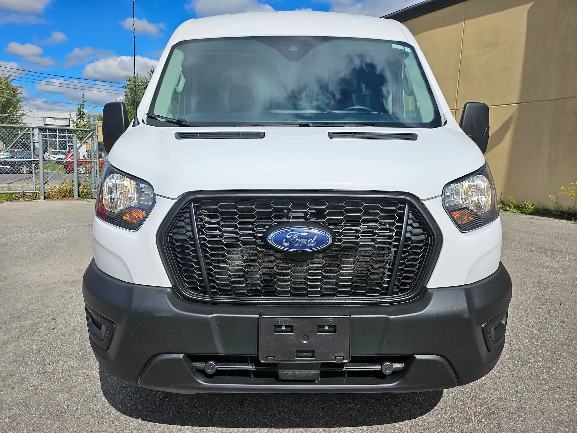 Ford Transit Cargo Van 2022 - Image 8