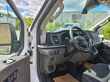 Ford Transit Cargo Van 2022 - Thumbnail 11