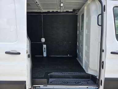 Ford Transit Cargo Van 2022 - Thumbnail 13