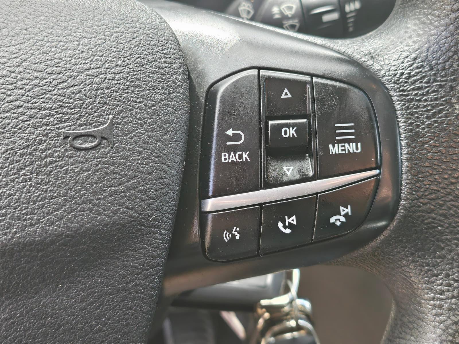 Ford Transit Cargo Van 2022 - Image 21