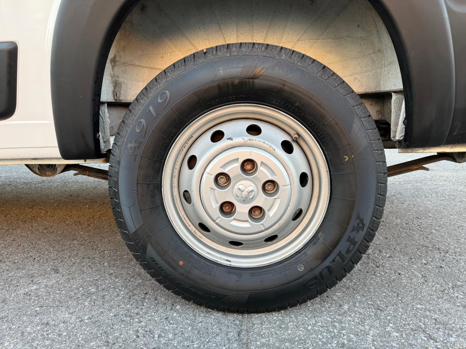 Ram ProMaster Cargo Van 2019 - Image 10