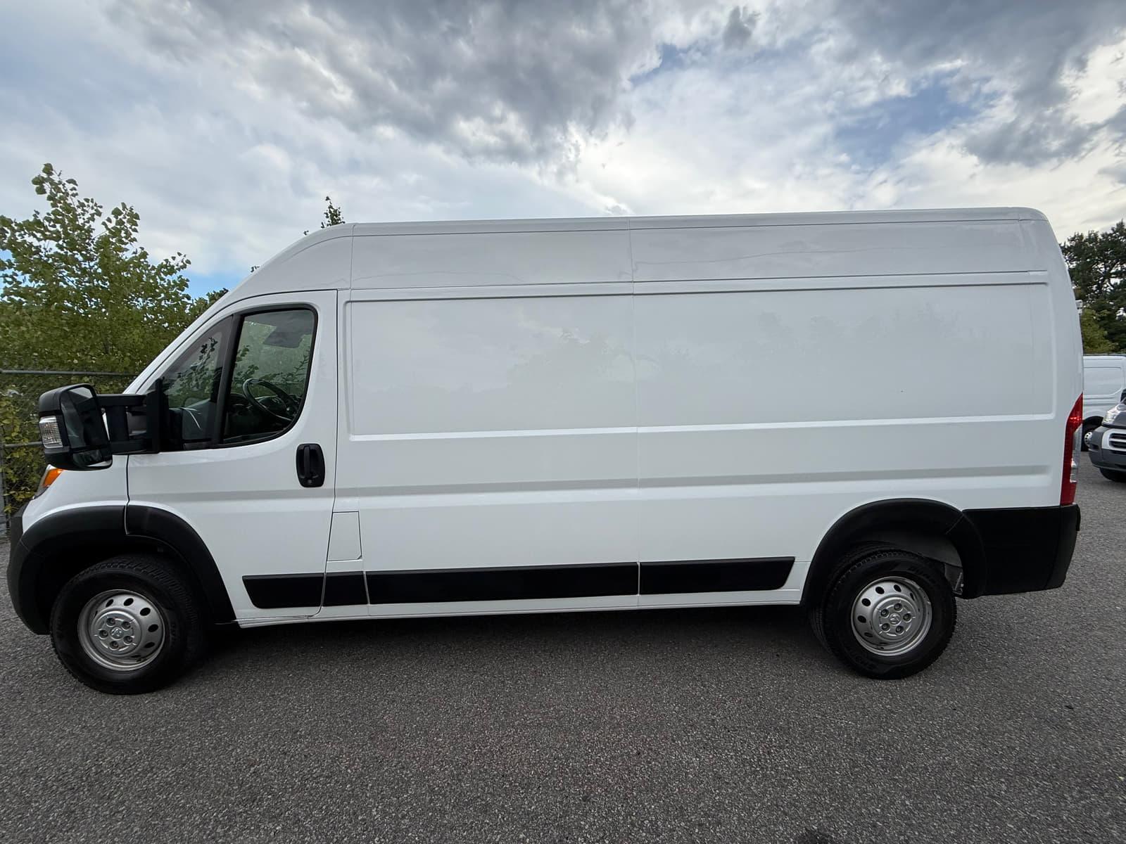 Ram ProMaster Cargo Van 2023 - Image 2