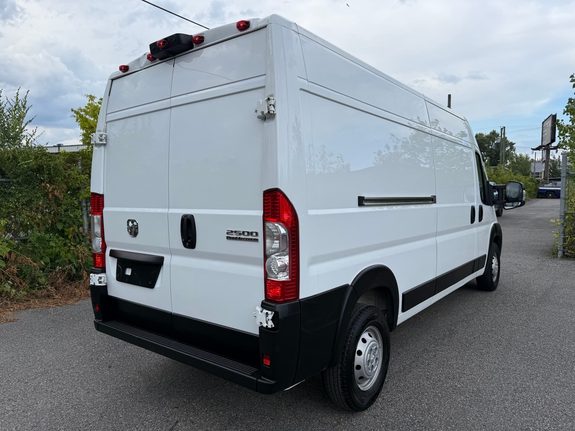 Ram ProMaster Cargo Van 2023 - Image 5