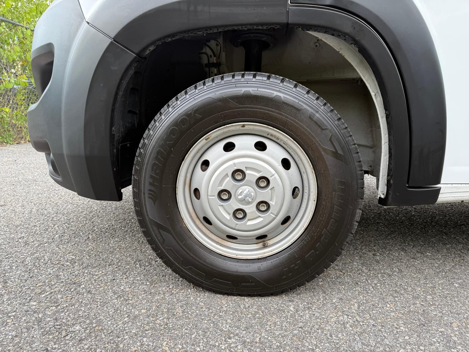 Ram ProMaster Cargo Van 2023 - Image 10