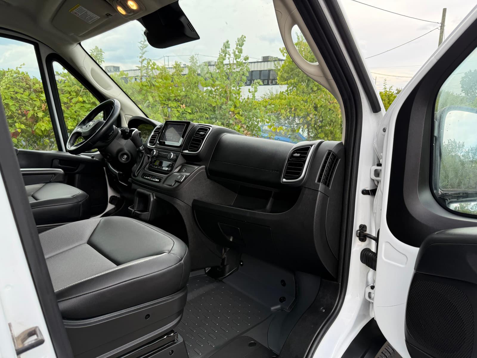 Ram ProMaster Cargo Van 2023 - Image 12