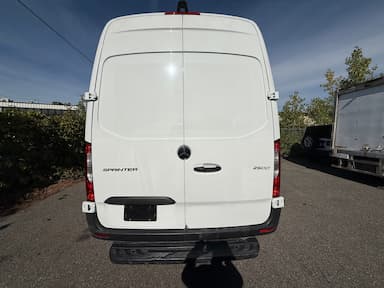 Mercedes-Benz Sprinter Cargo Van 2020 - Thumbnail 4