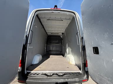 Mercedes-Benz Sprinter Cargo Van 2020 - Thumbnail 15