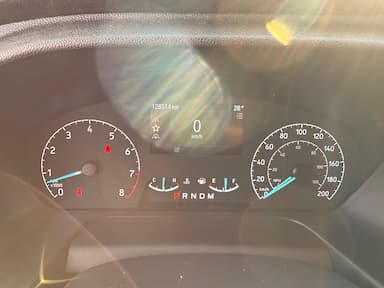 Ford Transit Cargo Van 2023 - Thumbnail 16