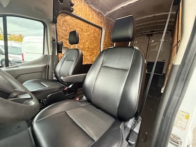 Ford Transit Cargo Van 2022 - Thumbnail 28