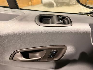 Ford Transit Passenger Wagon 2015 - Thumbnail 22