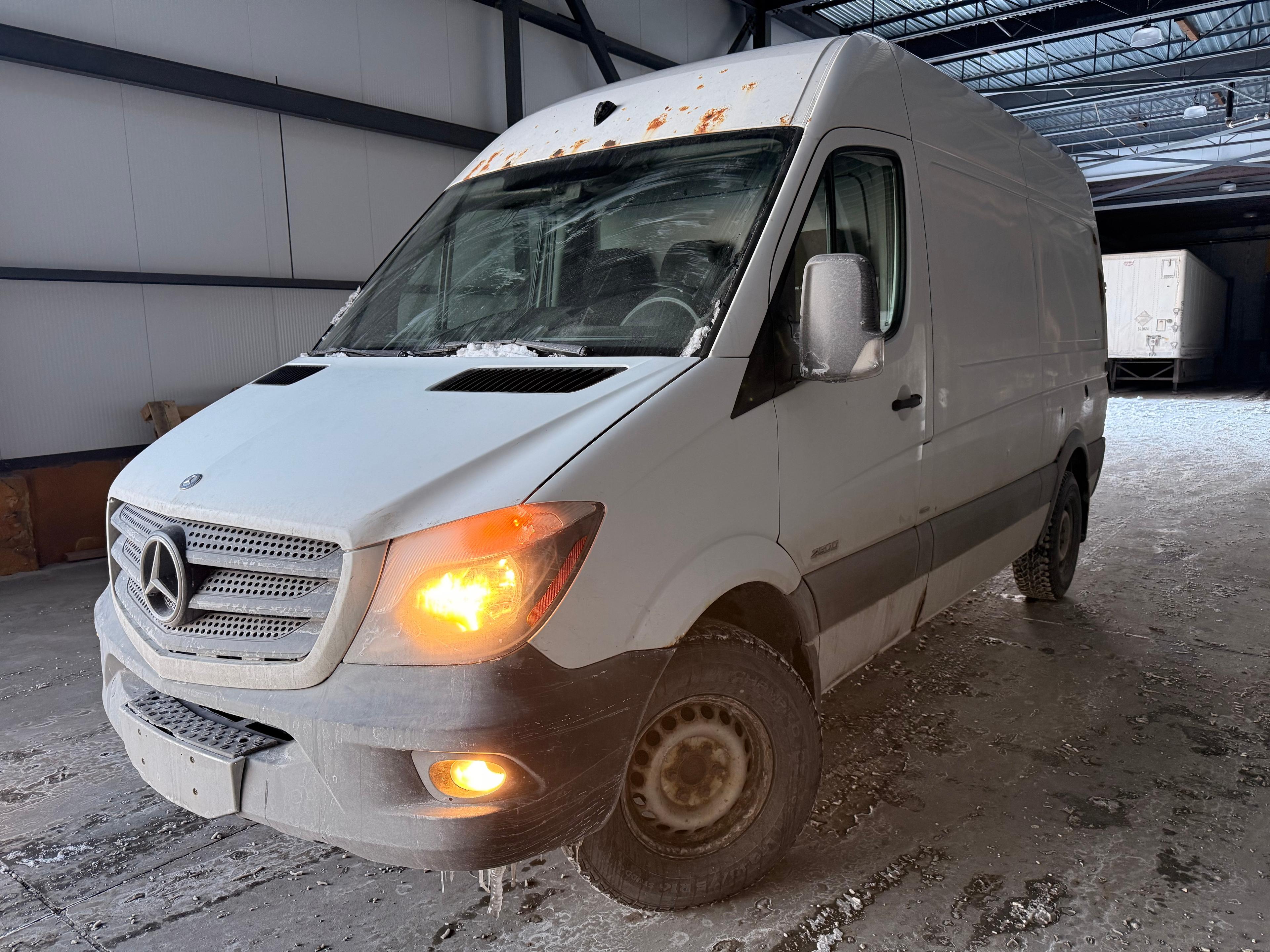 Mercedes-Benz Sprinter Cargo Van 2014 - Image 1