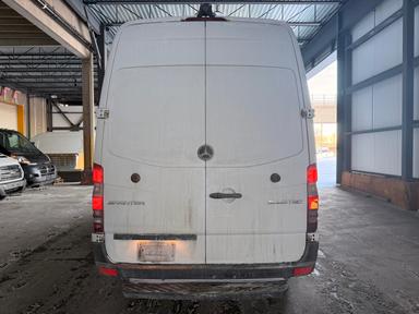 Mercedes-Benz Sprinter Cargo Van 2014 - Thumbnail 4