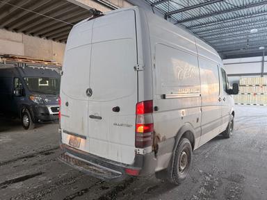 Mercedes-Benz Sprinter Cargo Van 2014 - Thumbnail 5