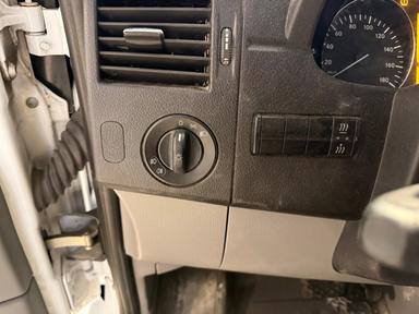 Mercedes-Benz Sprinter Cargo Van 2014 - Thumbnail 19