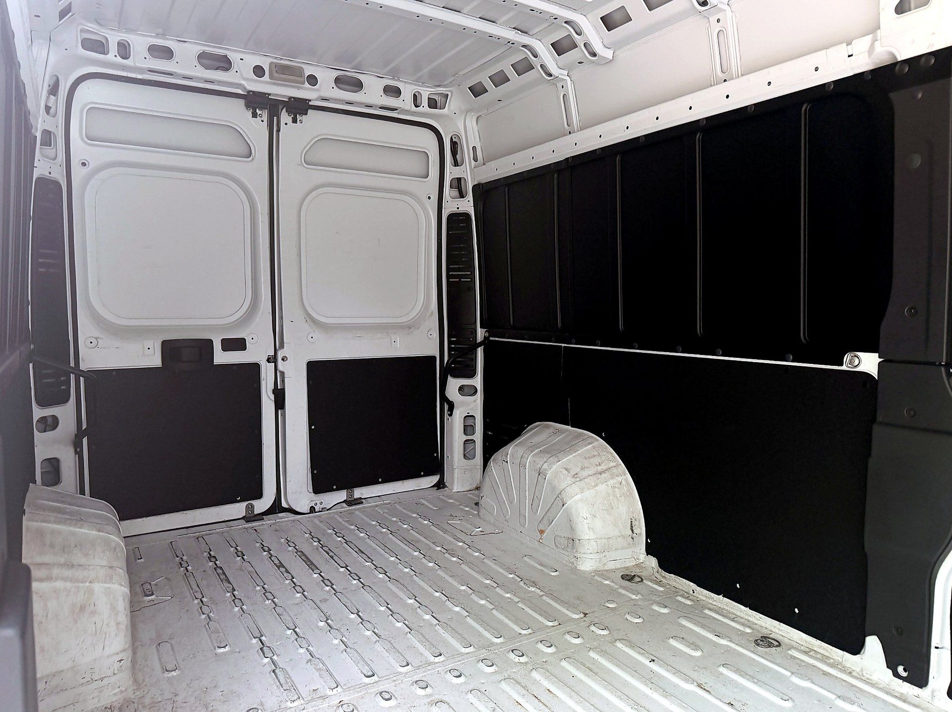 Ram ProMaster Cargo Van 2023 - Thumbnail 13