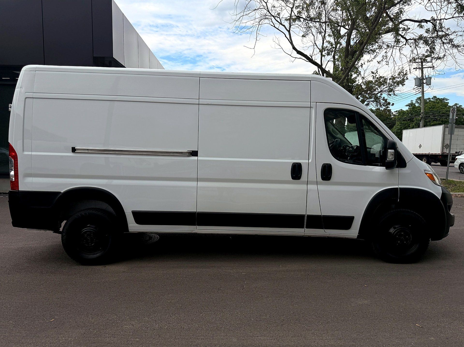 Ram ProMaster Cargo Van 2023 - Thumbnail 6