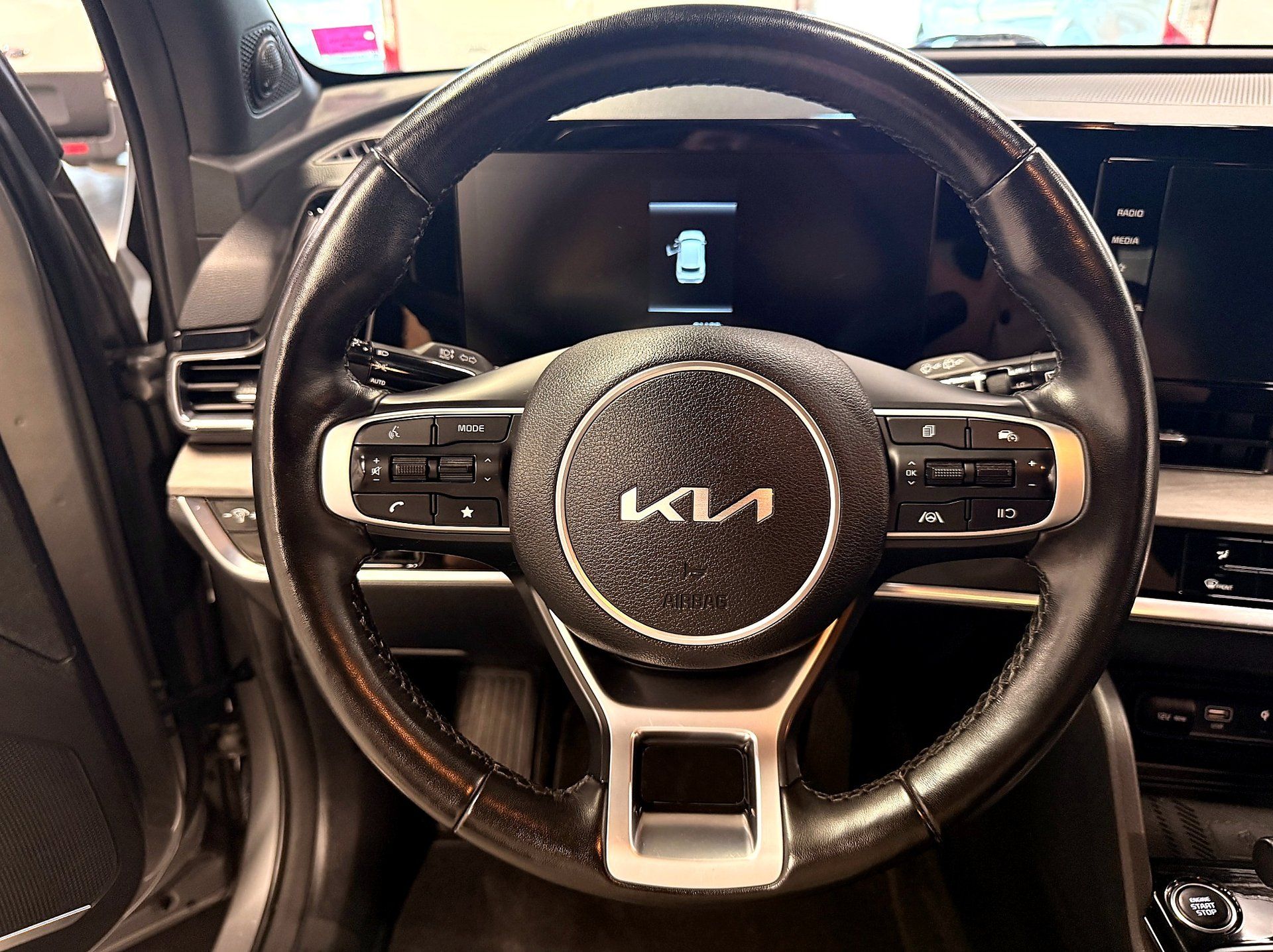 Kia Sportage 2023 - Thumbnail 15