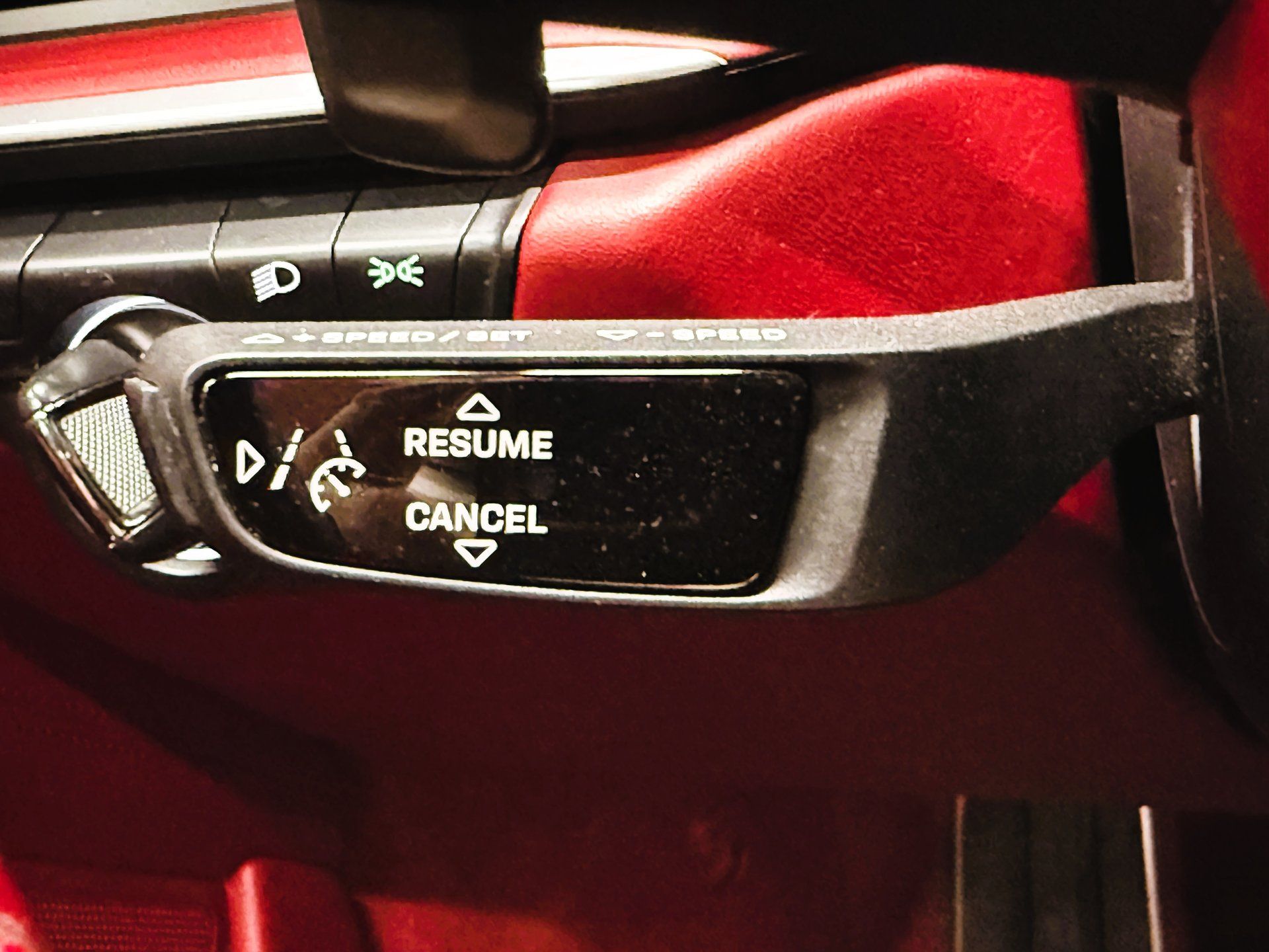 Porsche 911 2022 - Thumbnail 32
